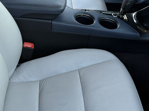 Used 2013 Toyota Avalon XLE Touring image 2