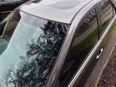 Used 2003 Toyota Camry SE image 2