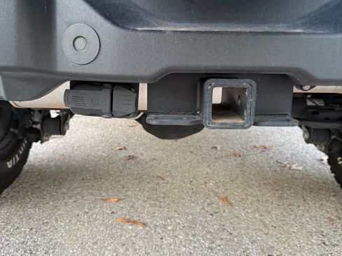 Used 2024 Ford Bronco Big Bend image 16