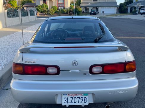 Used 1995 Acura Integra LS FWD image 8