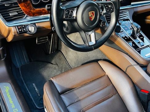 Used 2019 Porsche Panamera Turbo S AWD/4WD image 6
