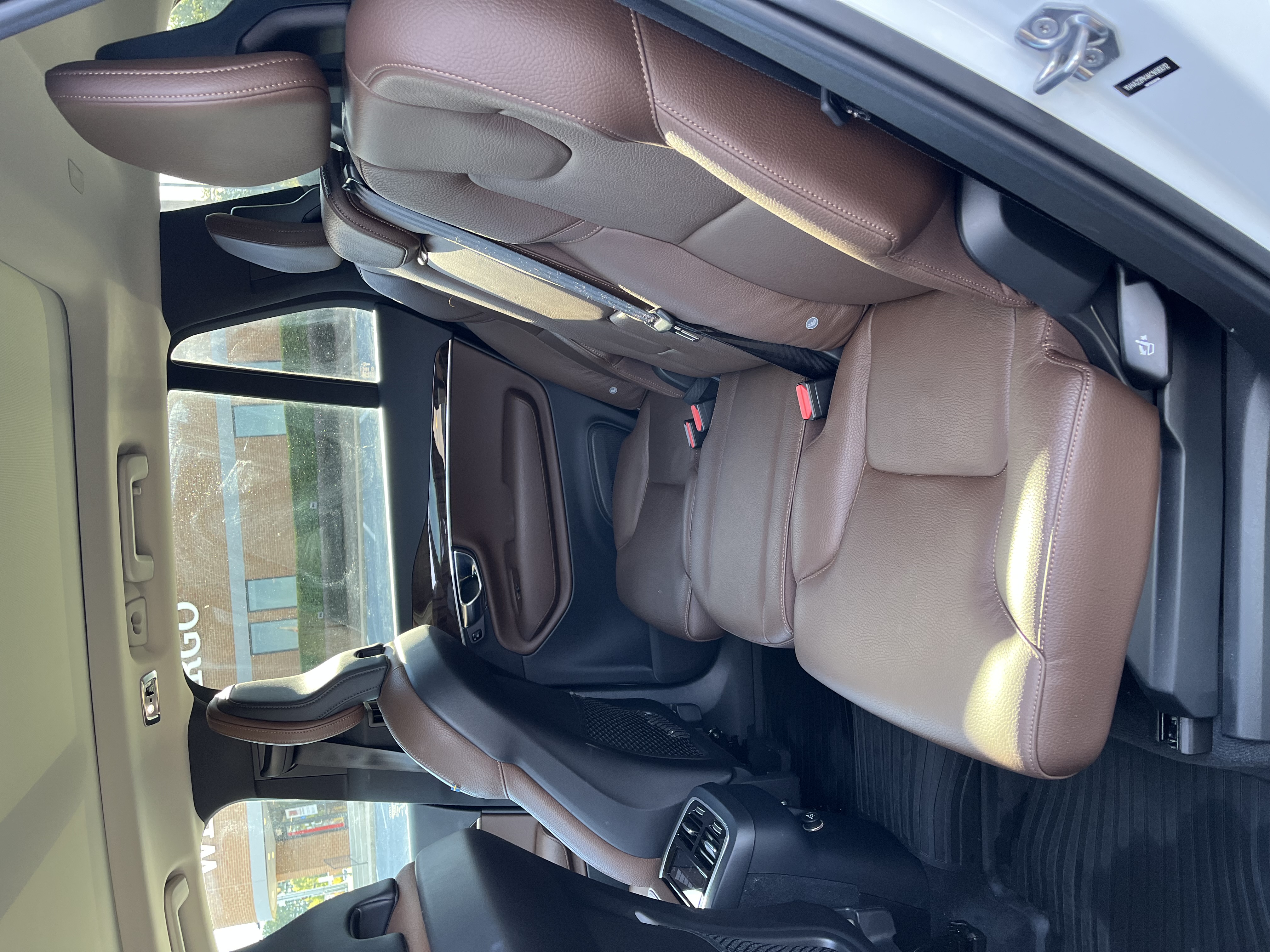 Used 2019 Volvo XC90 T6 Momentum w/ Protection Package Premier AWD/4WD image 12