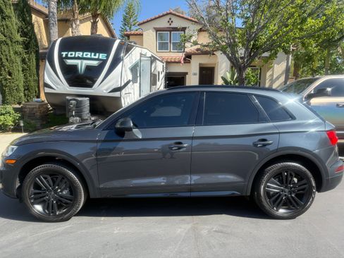 Used 2019 Audi Q5 2.0T Premium Plus w/ Premium Plus Package AWD/4WD image 12