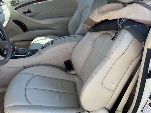 Used 2007 Mercedes-Benz CLK 350 Cabriolet image 4