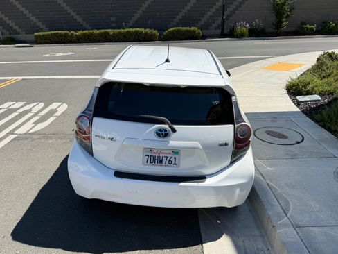 Used 2013 Toyota Prius C Two FWD image 5