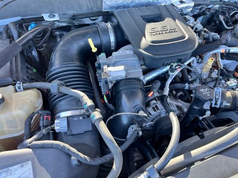 Used 2016 Chevrolet Silverado 3500 LT w/ LT Convenience Package AWD/4WD image 22