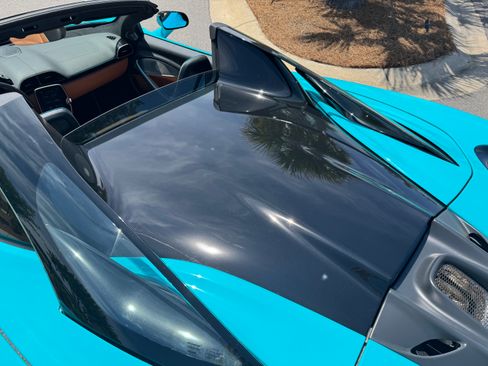 Used 2025 McLaren Artura Spider RWD image 11