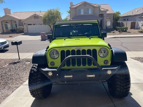 Used 2017 Jeep Wrangler Unlimited Sport w/ Connectivity Group image 11