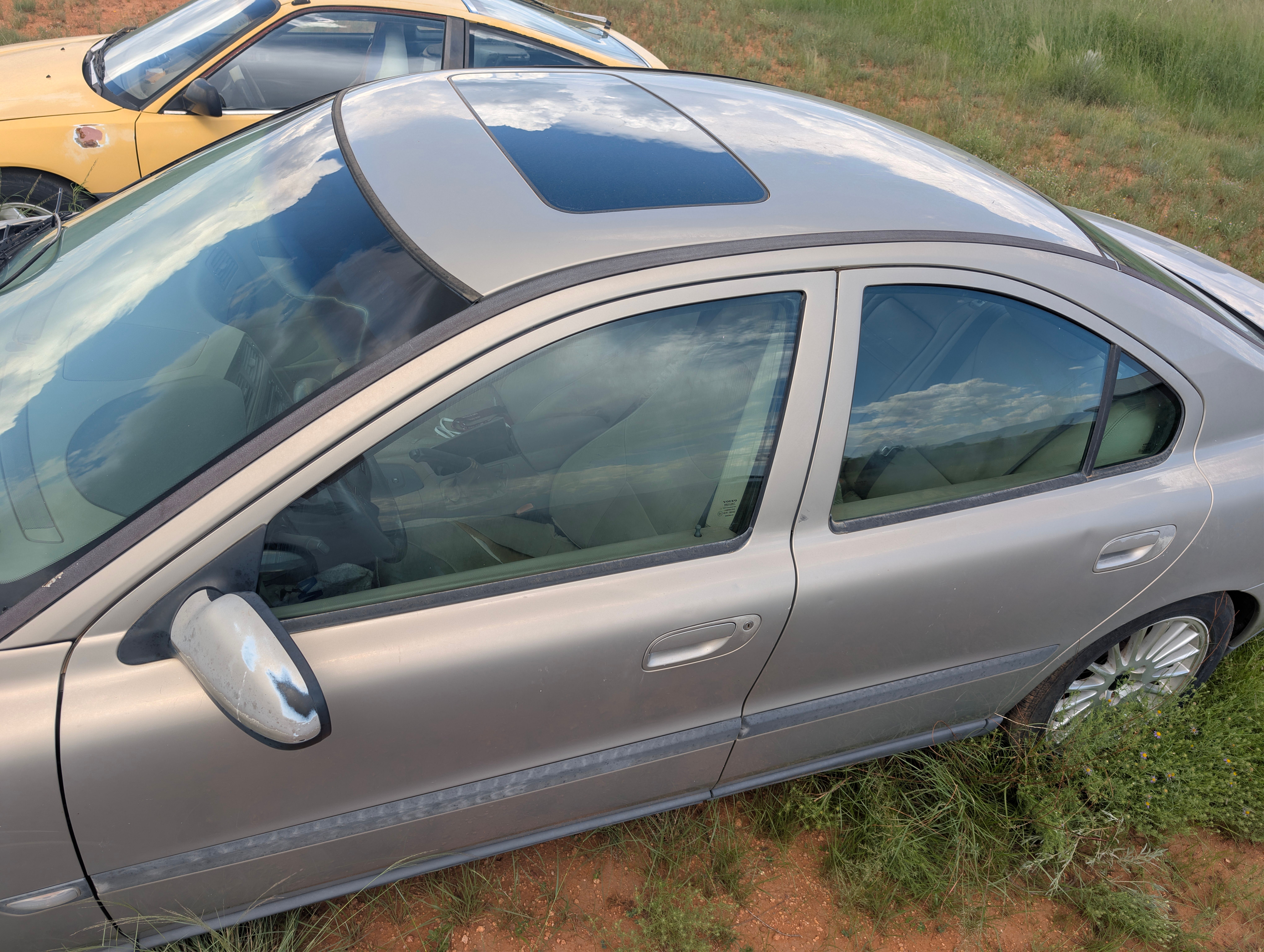 Used 2001 Volvo S60 2.4T FWD image 1