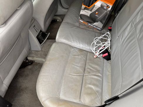 Used 2004 Volkswagen Passat GLX image 5