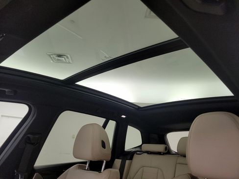 Used 2020 BMW X3 sDrive30i w/ Premium Package image 9