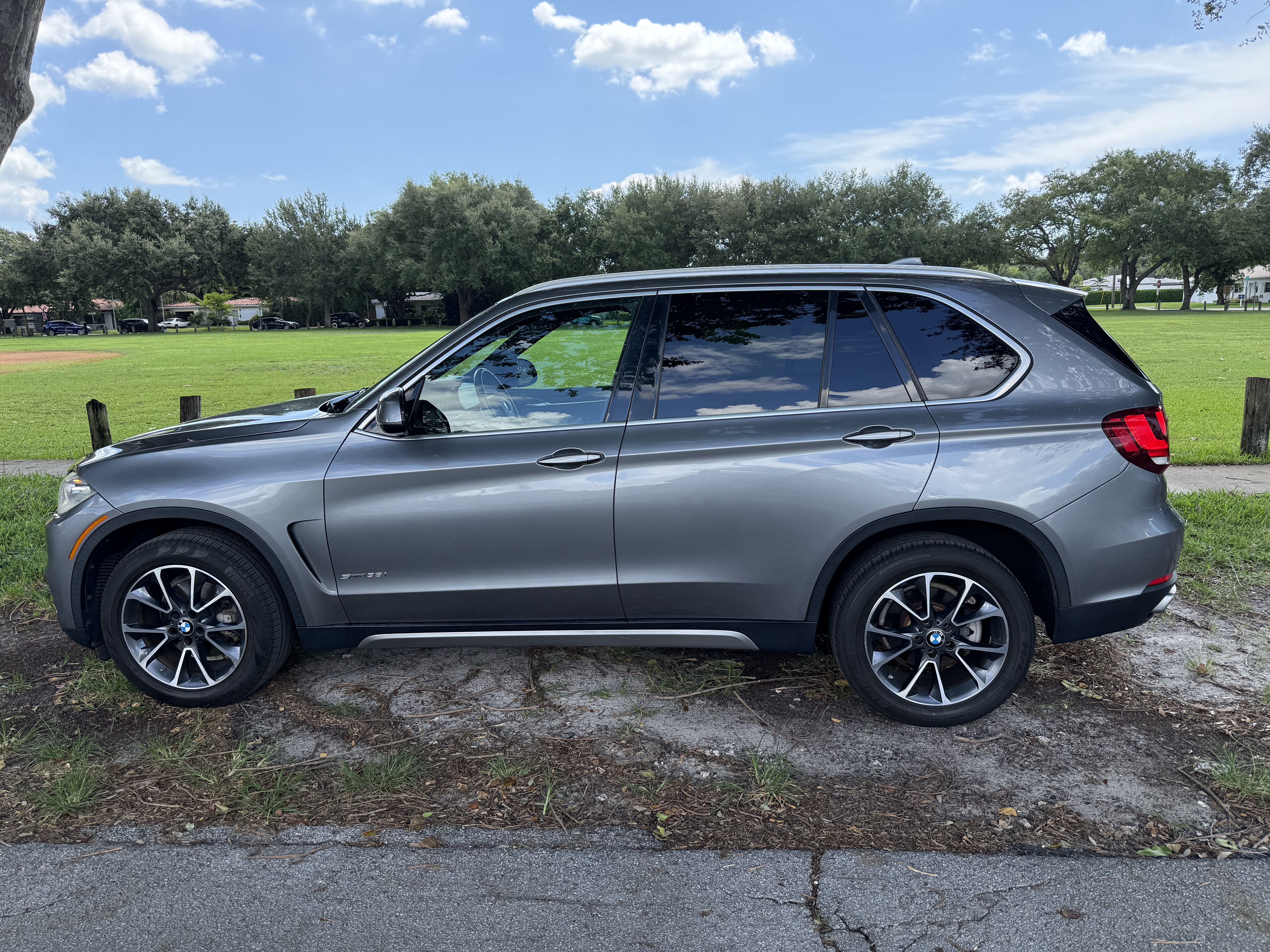 Used 2018 BMW X5 sDrive35i RWD image 1