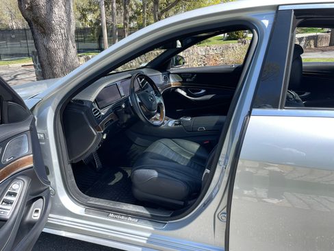 Used 2016 Mercedes-Benz S 550 4MATIC Sedan image 11