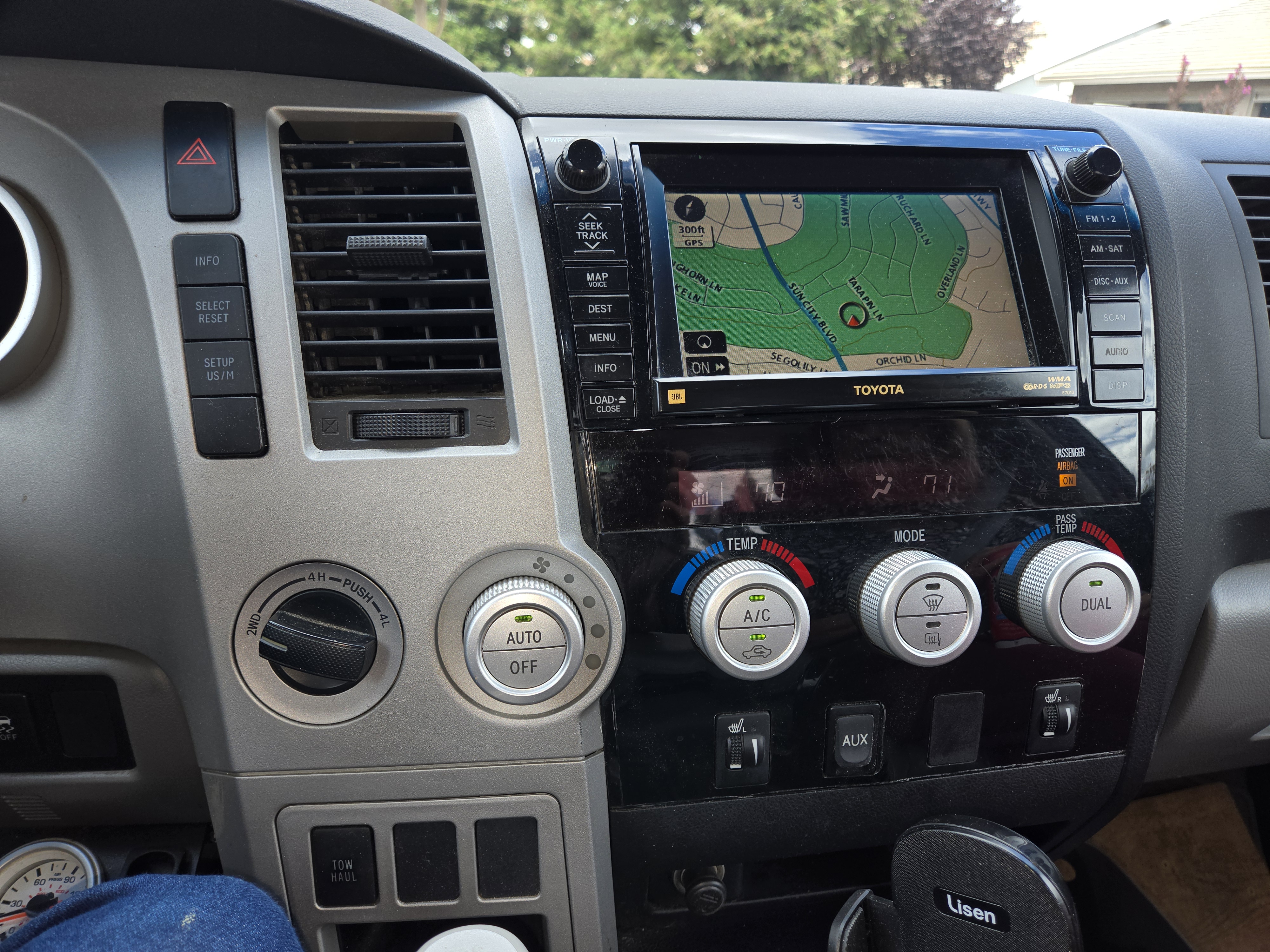 Used 2007 Toyota Tundra Limited w/ TRD Off-Road Pkg AWD/4WD image 20