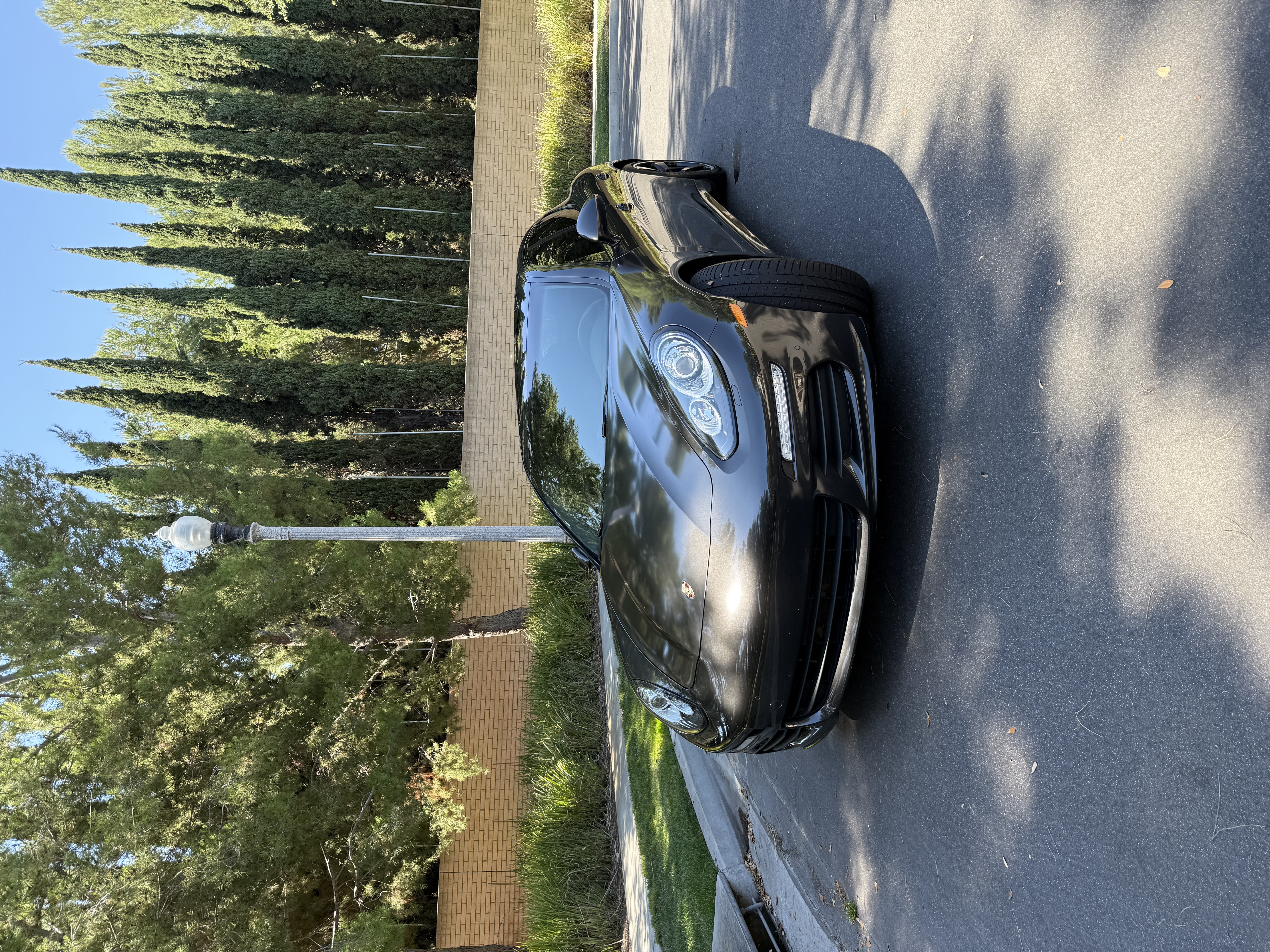 Used 2015 Porsche Panamera image 2