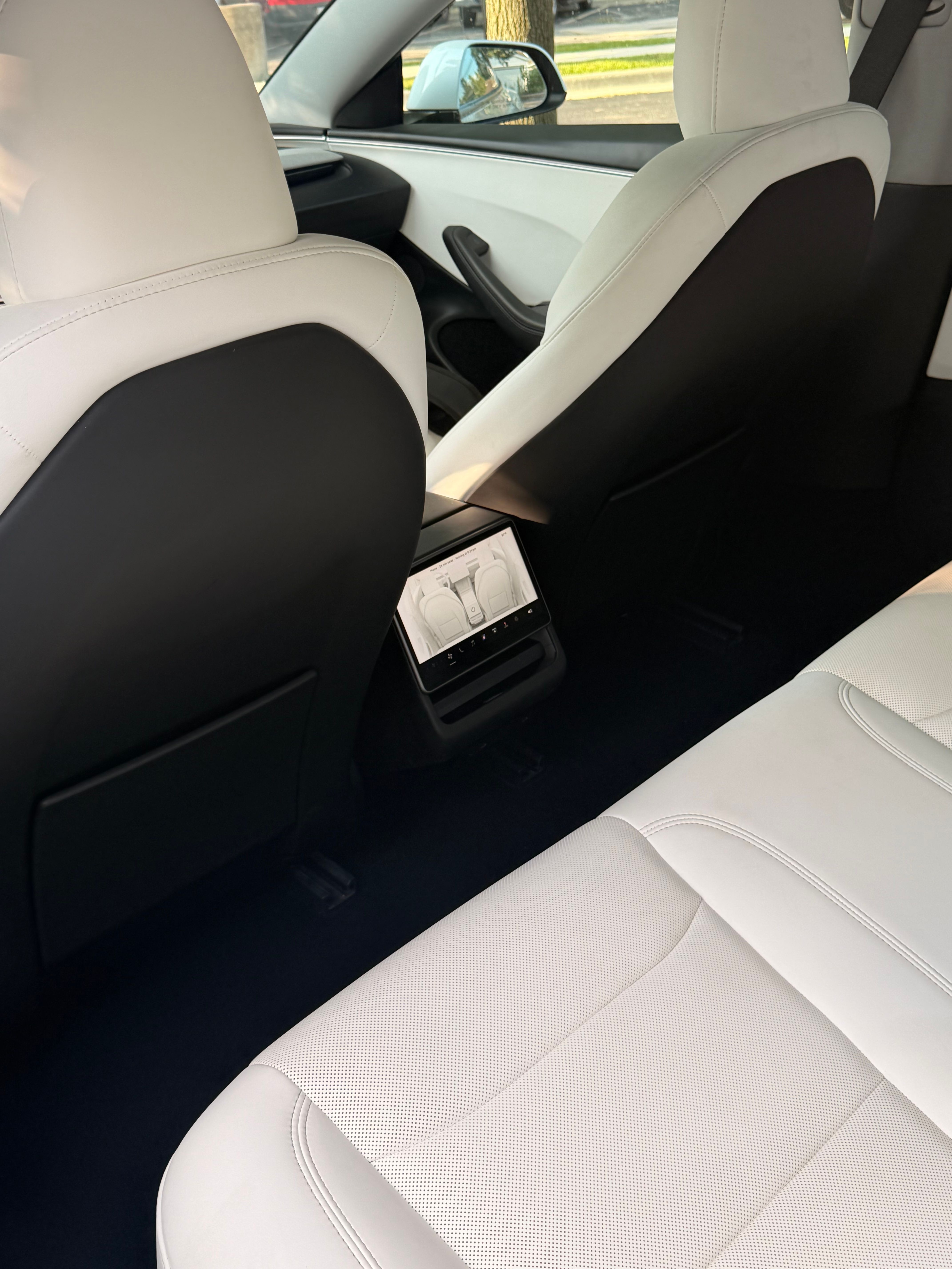 Used 2025 Tesla Model 3 Long Range AWD/4WD image 5