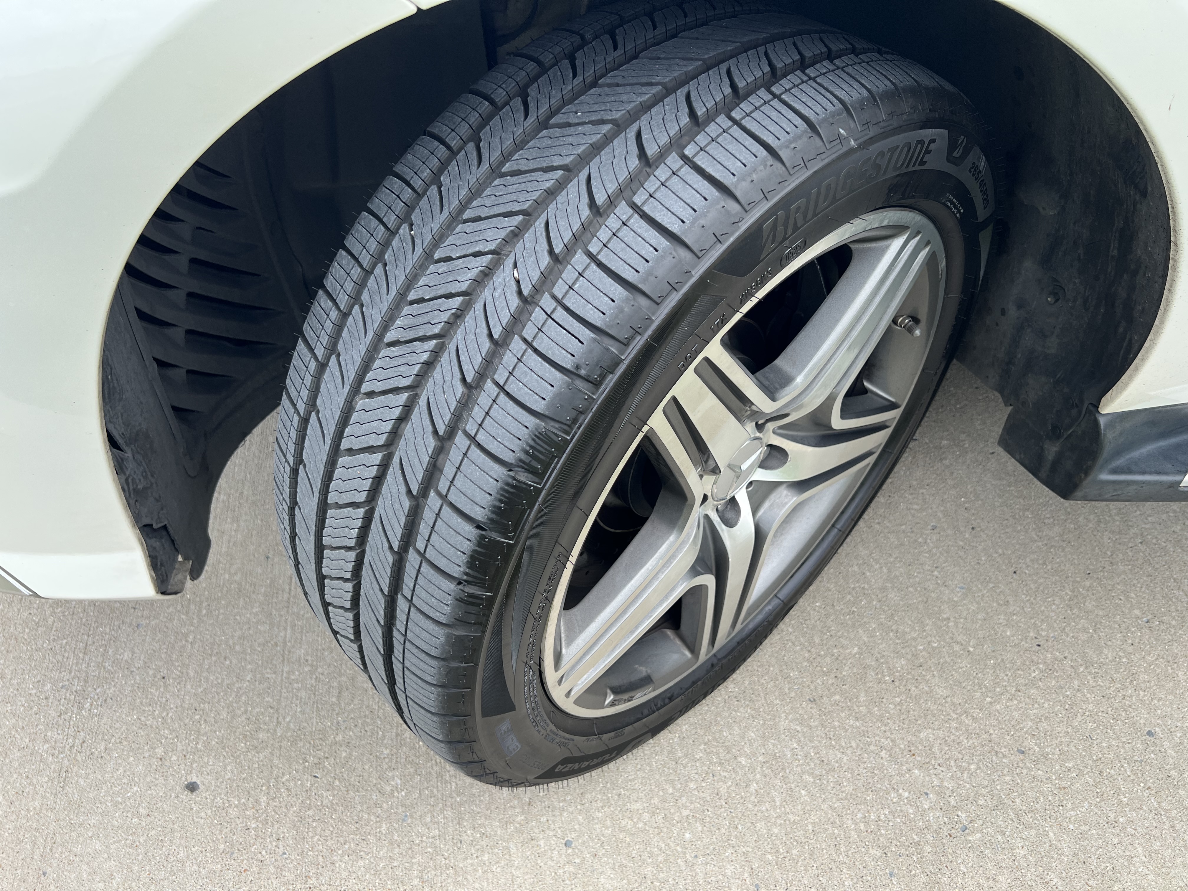 Used 2014 Mercedes-Benz ML 63 AMG 4MATIC image 16