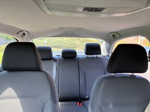 Used 2014 Volkswagen Jetta S image 14