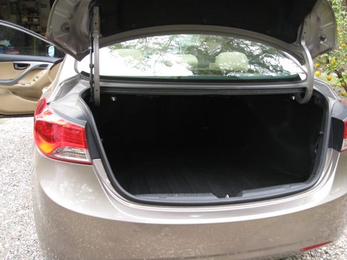 Used 2013 Hyundai Elantra Limited w/ Technology Pkg image 5