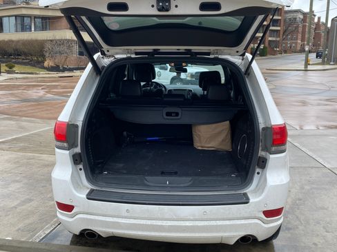 Used 2015 Jeep Grand Cherokee Altitude image 15