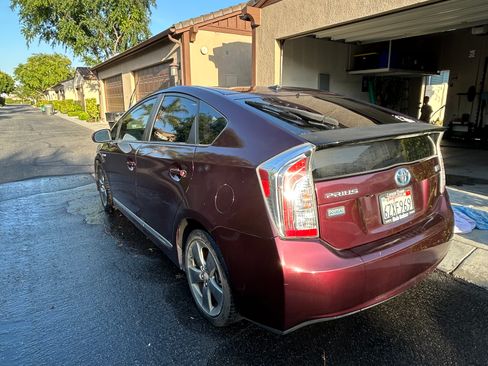 Used 2013 Toyota Prius Persona Series FWD image 16