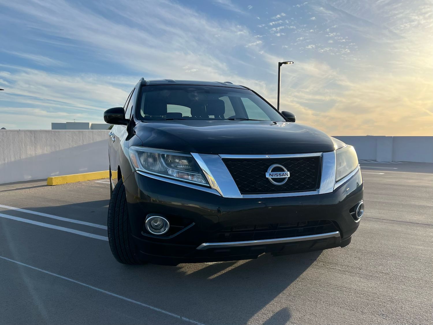 Used 2016 Nissan Pathfinder SL w/ SL Tech Package FWD image 2
