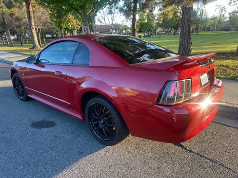 Used 2000 Ford Mustang Coupe image 4