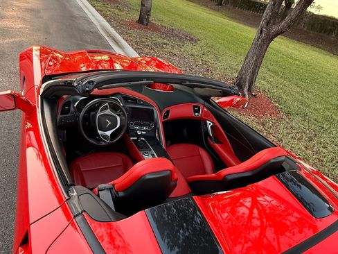 Used 2015 Chevrolet Corvette Stingray Z51 Convertible 2D w/ 3LT Preferred Equipment Group image 8