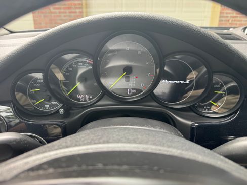 Used 2015 Porsche Panamera S RWD image 15