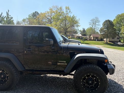 Used 2013 Jeep Wrangler Sport image 10