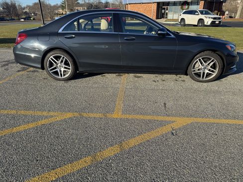 Used 2017 Mercedes-Benz S 550 4MATIC Sedan image 2