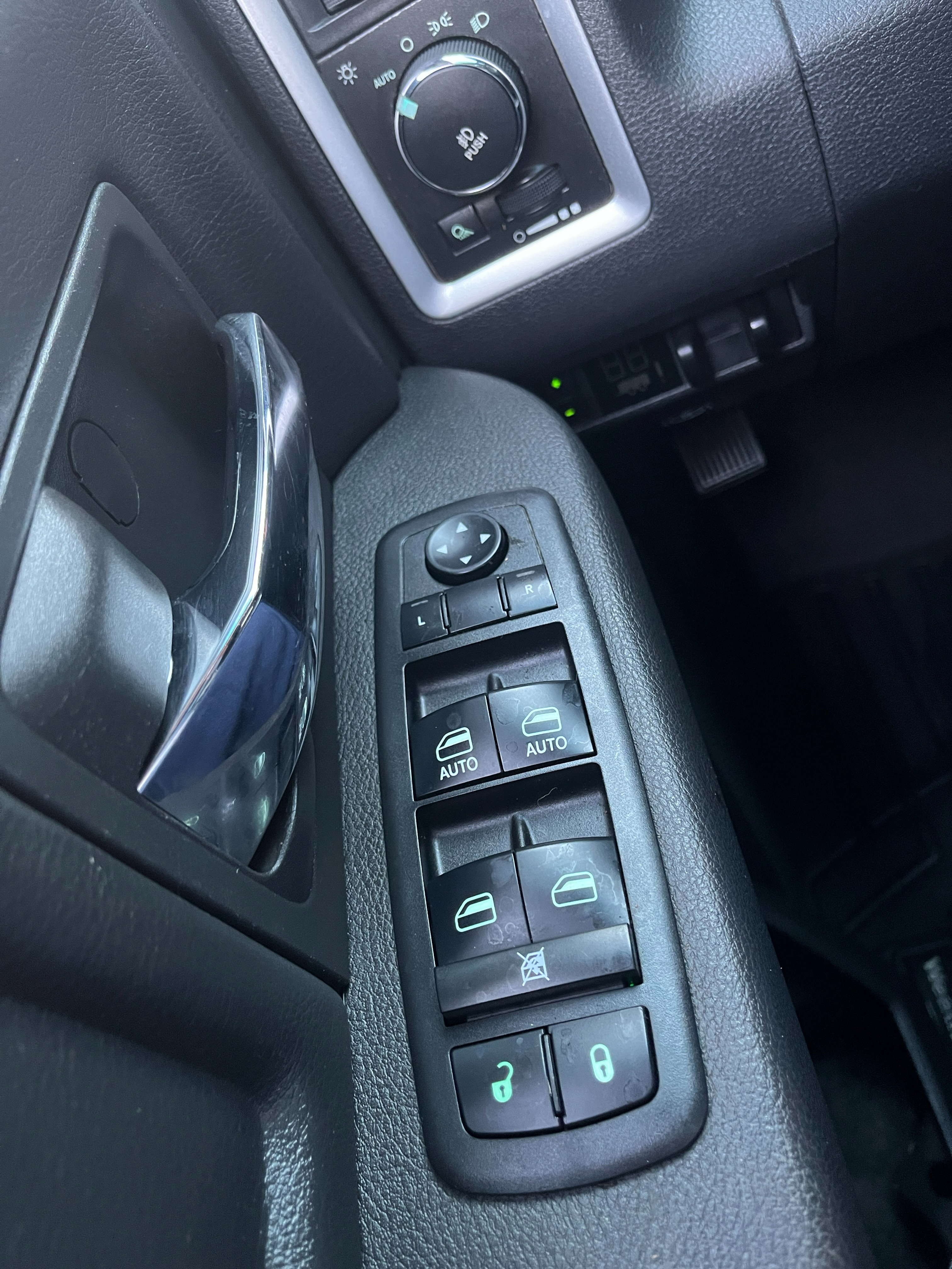 Used 2011 RAM 1500 Sport w/ Sport Premium Group AWD/4WD image 20