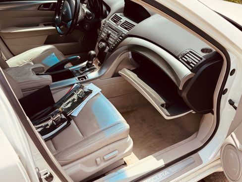 Used 2010 Acura TL FWD image 6