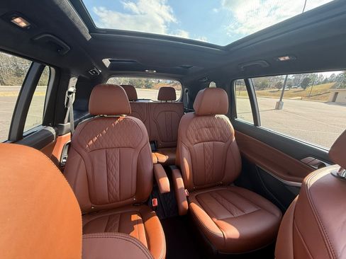 Used 2024 BMW X7 xDrive40i w/ Executive Package image 14