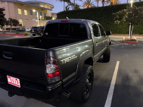 Used 2013 Toyota Tacoma PreRunner image 8