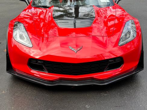 Used 2016 Chevrolet Corvette Z06 w/ 3LZ Preferred Equipment Group RWD image 16