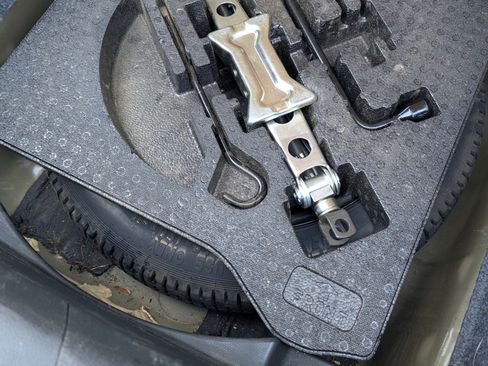 Used 2010 Honda Accord LX-P image 27