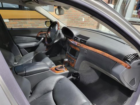 Used 2003 Mercedes-Benz S 500 image 9