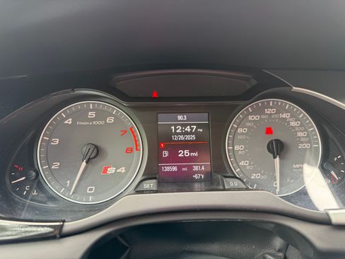 Used 2011 Audi S4 Premium Plus image 16