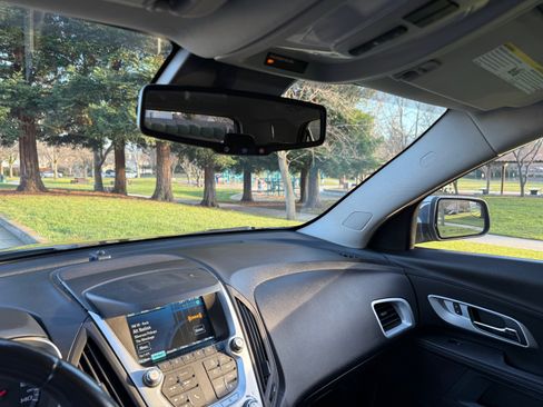 Used 2013 Chevrolet Equinox LT w/ Chrome Package image 16