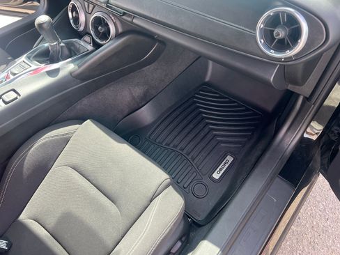 Used 2016 Chevrolet Camaro LT image 8