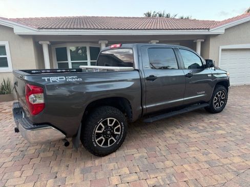 Used 2014 Toyota Tundra SR5 image 2