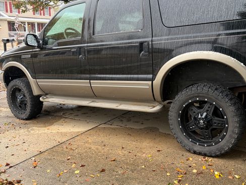 Used 2000 Ford Excursion Limited image 6