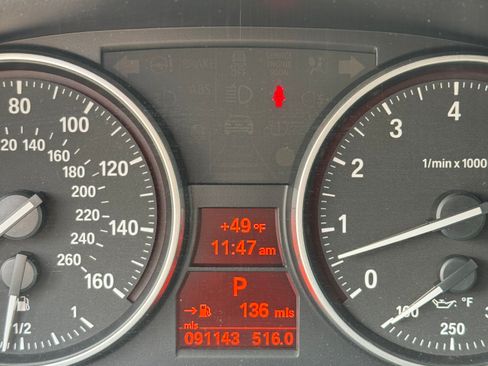 Used 2011 BMW 328i xDrive Coupe image 12