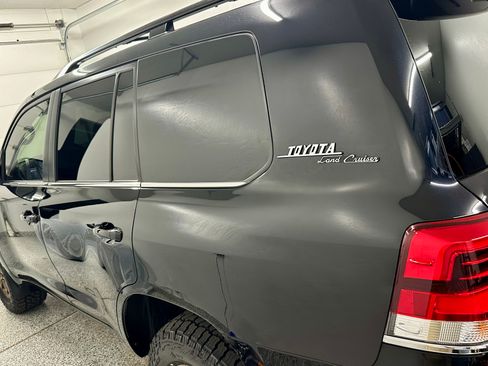 Used 2021 Toyota Land Cruiser Heritage Edition AWD/4WD image 3