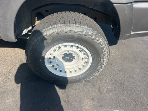 Used 2005 Toyota Sequoia Limited image 6