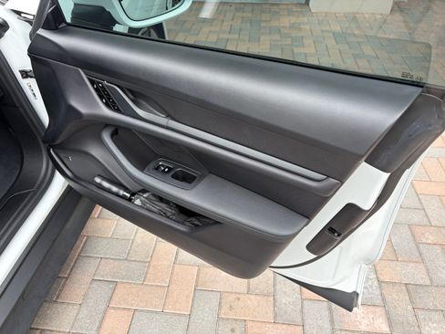 Used 2021 Porsche Taycan Sedan 4D image 16