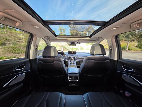 Used 2019 Acura RDX AWD w/ Advance Package image 14