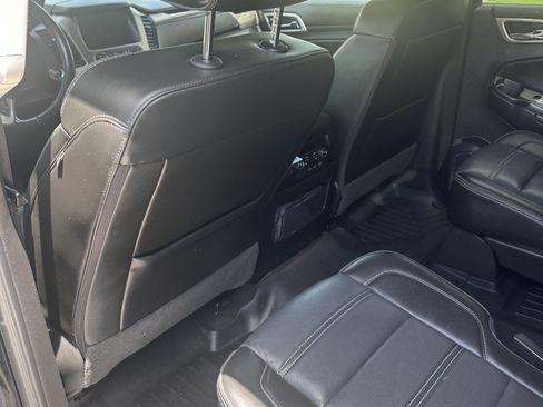 Used 2018 GMC Yukon XL Denali w/ Open Road Package AWD/4WD image 15
