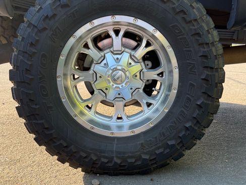 Used 2005 Chevrolet Silverado 2500 LS w/ Heavy-Duty Power Package AWD/4WD image 20